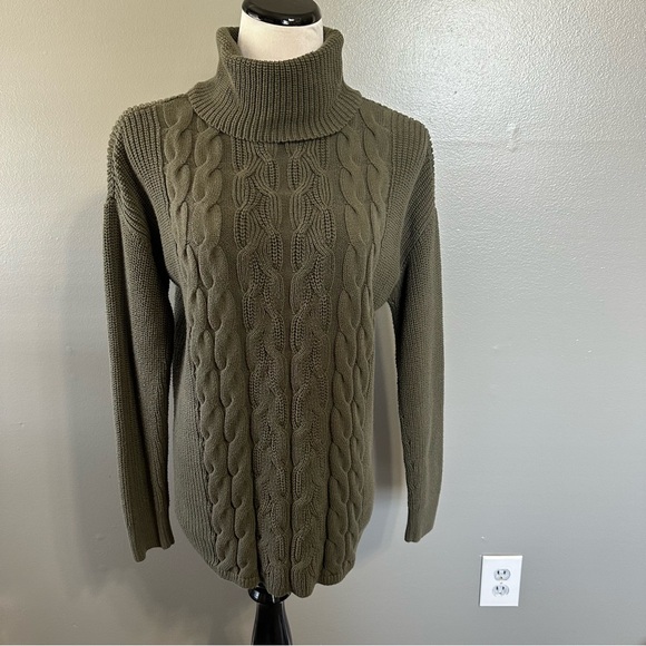 Gap women’s size medium cable‎ knit turtleneck sweater, long sleeve olive green - Picture 2 of 10